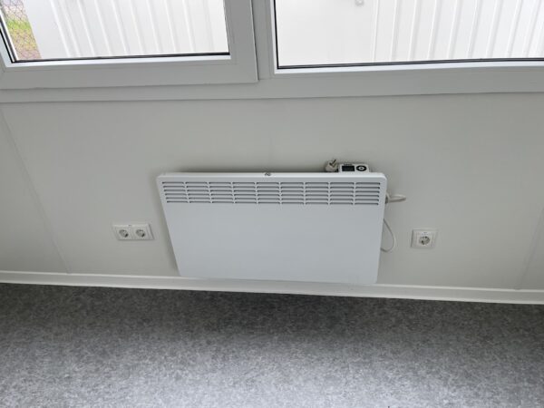 Kantoorunit met kopraam en zijraam rechts - 6x3 meter - Afbeelding 10