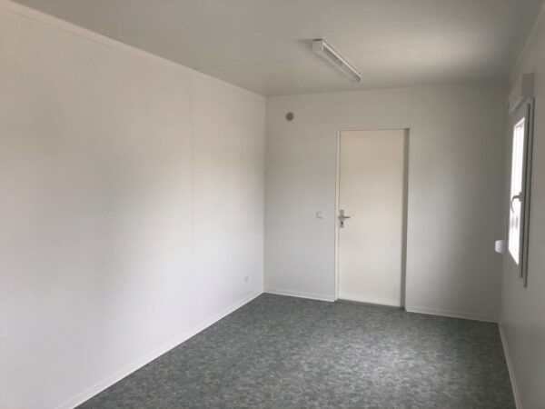 Kantoorunit met 2 zijramen links - 6x3 meter - Afbeelding 12