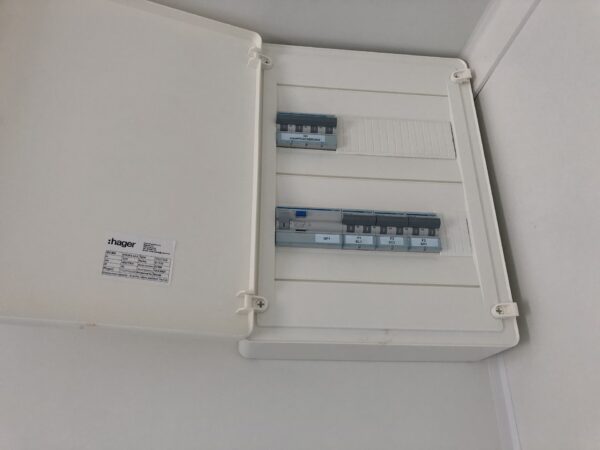 Kantoorunit met 2 zijramen rechts - 6x3 meter - Afbeelding 8