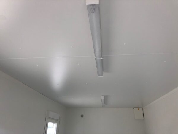 Kantoorunit met 2 zijramen links - 6x3 meter - Afbeelding 16