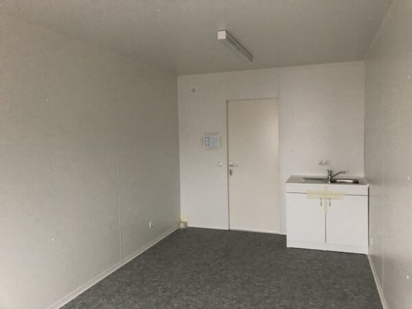 Kantoorunit met kopraam - keuken en toilet - 6x3 meter - Afbeelding 7