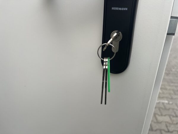 Kantoorunit met kopraam en zijraam rechts - keuken en toilet - 10x3 meter - Afbeelding 12