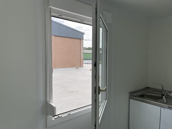 Kantoorunit - 6x2.5 meter met keuken 2x ZRR - Afbeelding 12