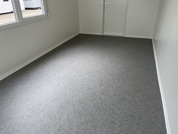 Kantoorunit met kopraam en zijraam rechts - 6x3 meter - Afbeelding 5