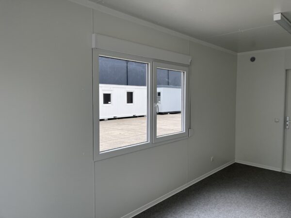 Kantoorunit met kopraam en zijraam rechts - 6x3 meter - Afbeelding 6